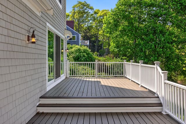 64 Wingfoot Drive, Cummaquid, MA 02675