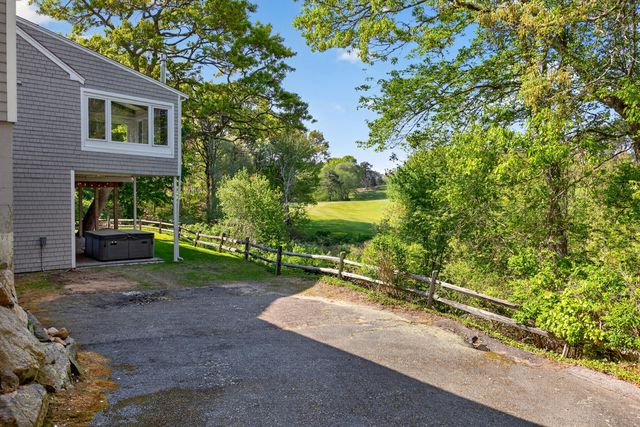 64 Wingfoot Drive, Cummaquid, MA 02675