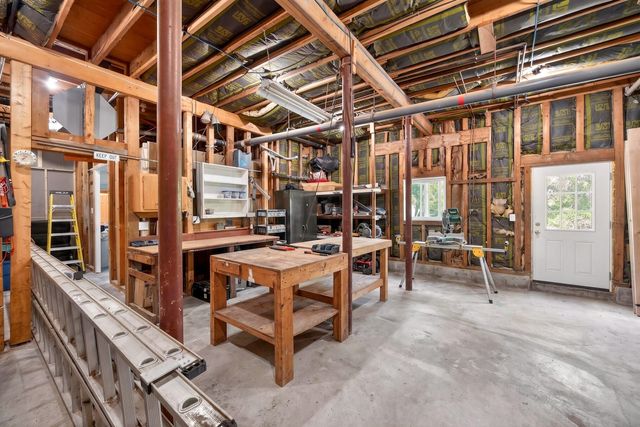 64 Wingfoot Drive, Cummaquid, MA 02675