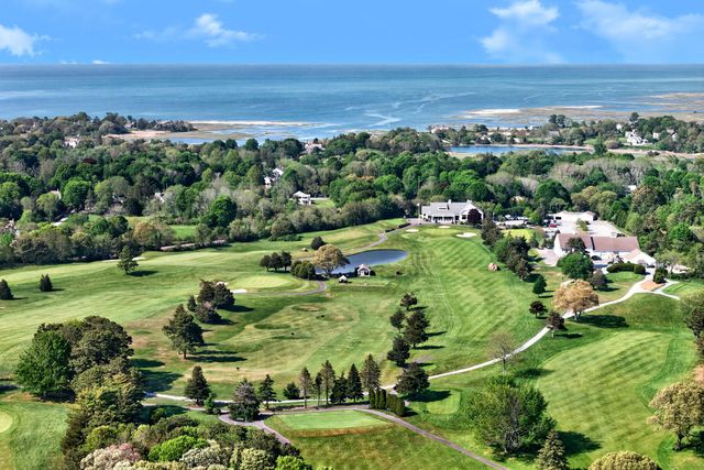 64 Wingfoot Drive, Cummaquid, MA 02675