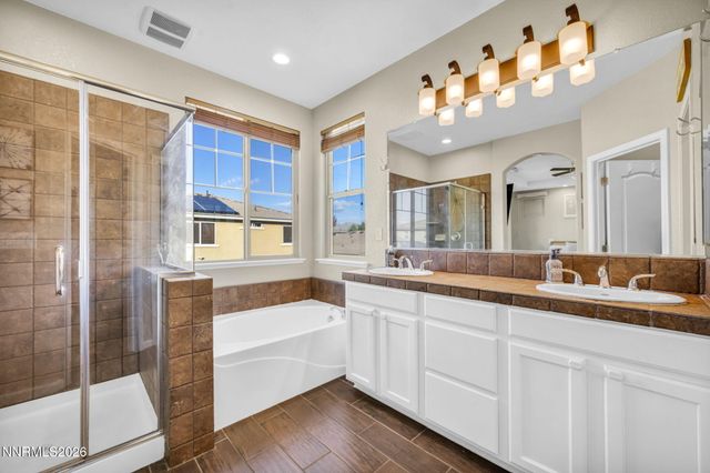 7239 Foxwood Lane, Sparks, NV 89436
