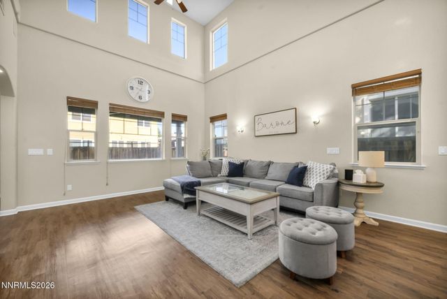 7239 Foxwood Lane, Sparks, NV 89436