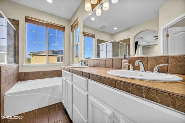 7239 Foxwood Lane, Sparks, NV 89436