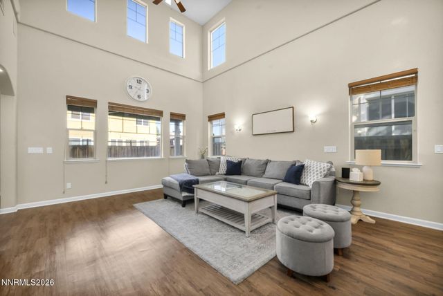 7239 Foxwood Lane, Sparks, NV 89436