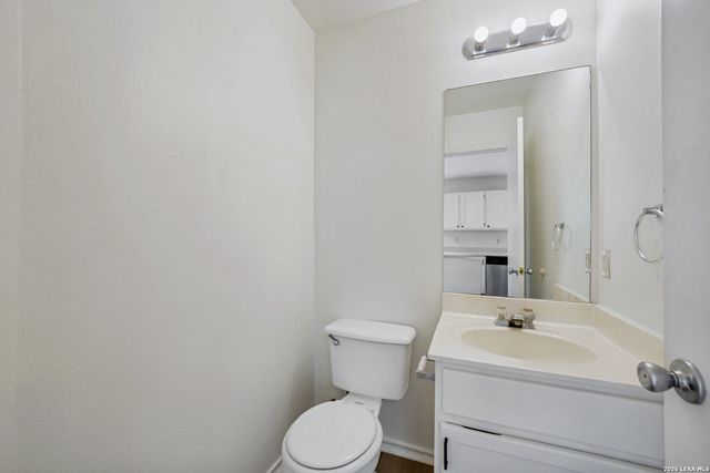 1218 Lion, San Antonio, TX 78251