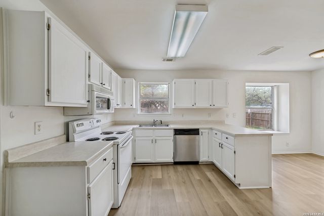 1218 Lion, San Antonio, TX 78251