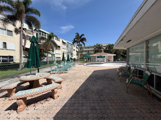 1333 E Hallandale Beach Boulevard 119, Hallandale Beach, FL 33009