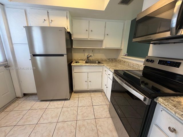 1333 E Hallandale Beach Boulevard 119, Hallandale Beach, FL 33009