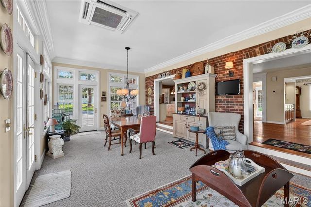 12949 Baalbek Drive, Sunset Hills, MO 63127