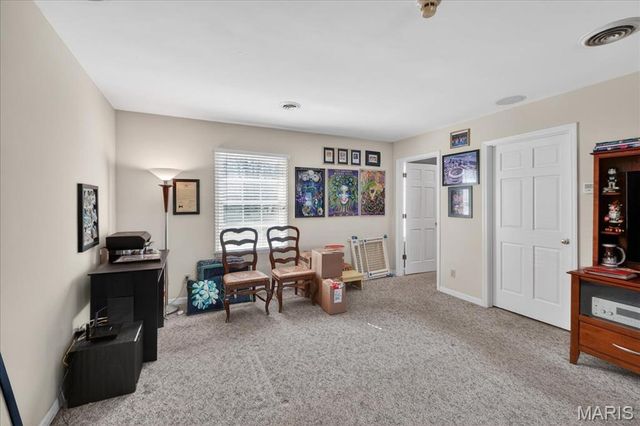 12949 Baalbek Drive, Sunset Hills, MO 63127