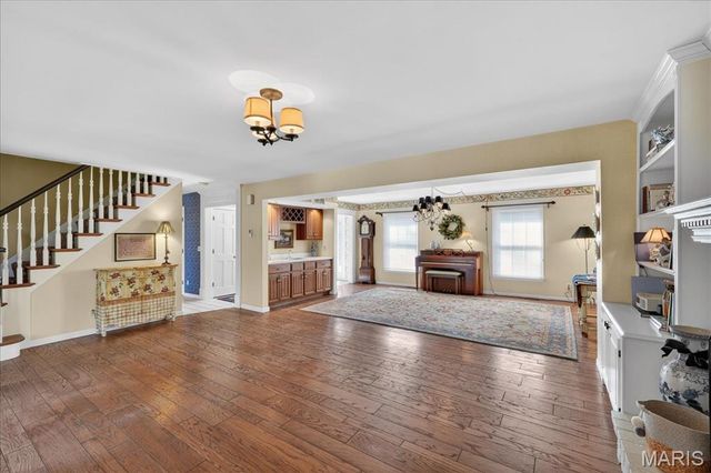 12949 Baalbek Drive, Sunset Hills, MO 63127