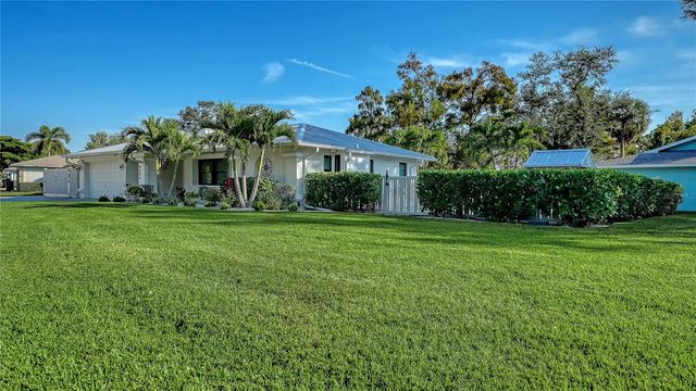 4609 W 33 AVENUE, Bradenton, FL 34209