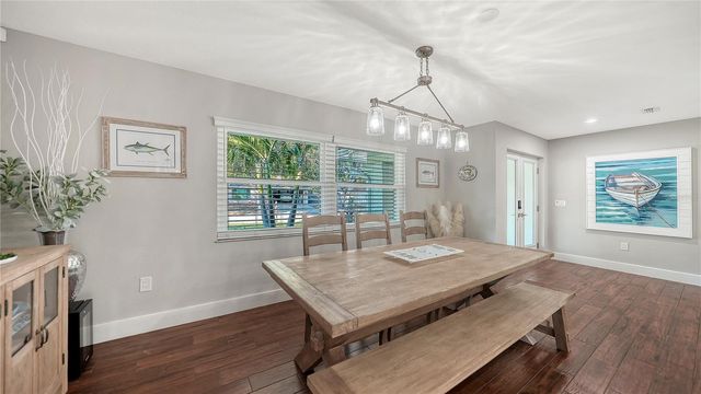 4609 W 33 AVENUE, Bradenton, FL 34209