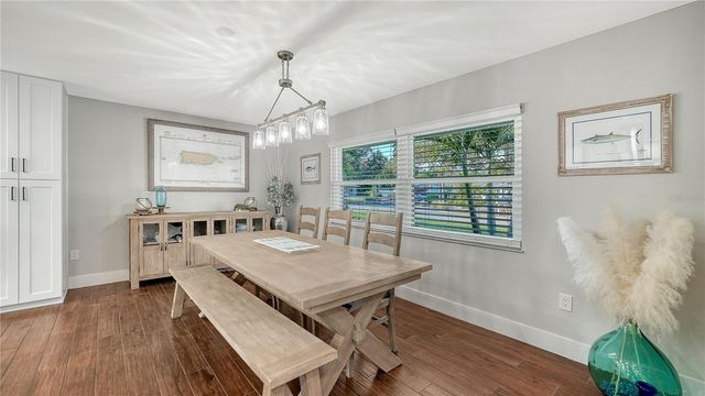 4609 W 33 AVENUE, Bradenton, FL 34209