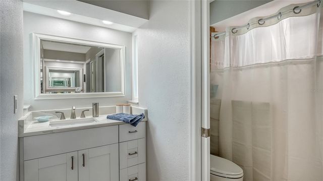 4609 W 33 AVENUE, Bradenton, FL 34209