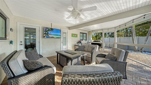 4609 W 33 AVENUE, Bradenton, FL 34209