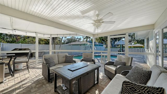 4609 W 33 AVENUE, Bradenton, FL 34209