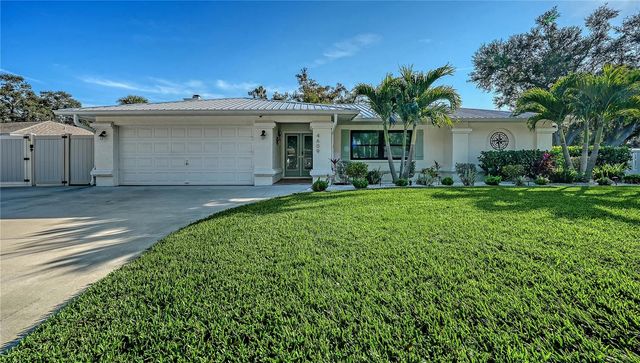 4609 W 33 AVENUE, Bradenton, FL 34209