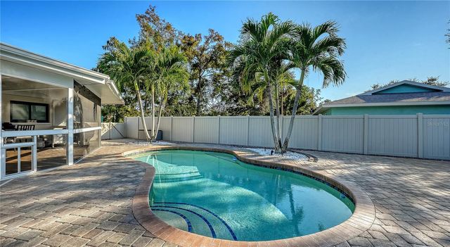 4609 W 33 AVENUE, Bradenton, FL 34209