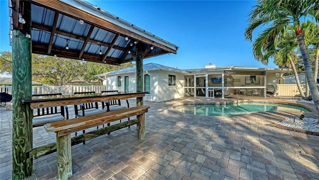 4609 W 33 AVENUE, Bradenton, FL 34209