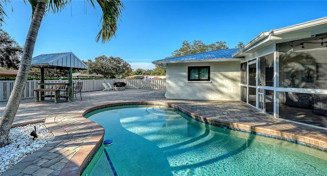 4609 W 33 AVENUE, Bradenton, FL 34209