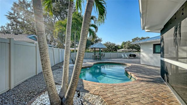 4609 W 33 AVENUE, Bradenton, FL 34209