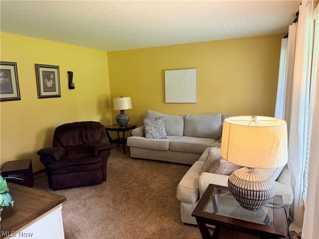 3440 W Middletown Road, Columbiana, OH 44408