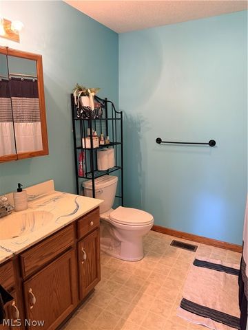 3440 W Middletown Road, Columbiana, OH 44408