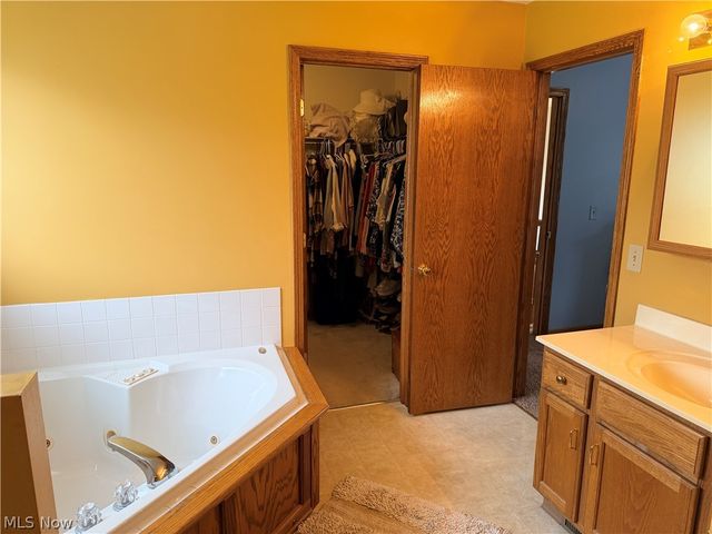 3440 W Middletown Road, Columbiana, OH 44408
