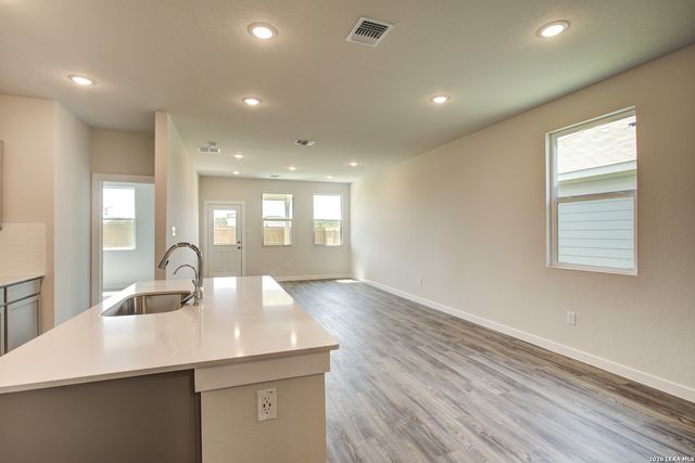 4119 Spirit Star Drive, San Antonio, TX 78109