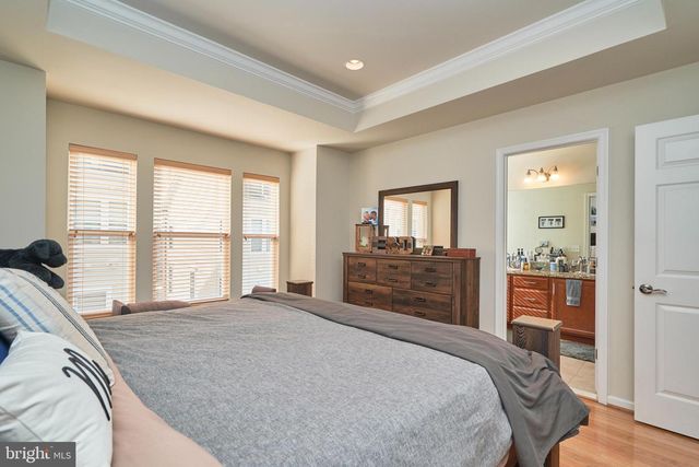 3061 WATERLOO LN, Fairfax, VA 22031