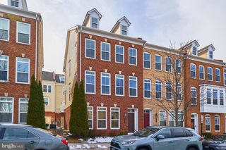 3061 WATERLOO LN, Fairfax, VA 22031