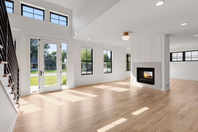 6029 Abbott Avenue S, Edina, MN 55410