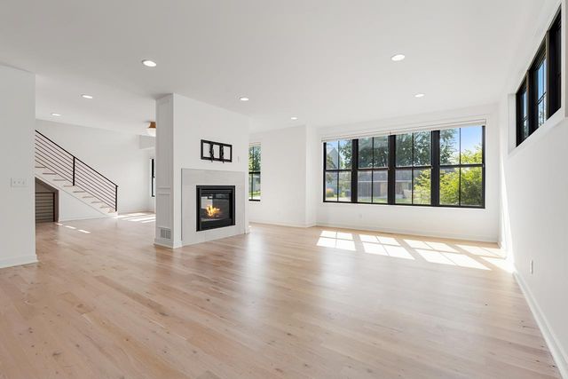 6029 Abbott Avenue S, Edina, MN 55410