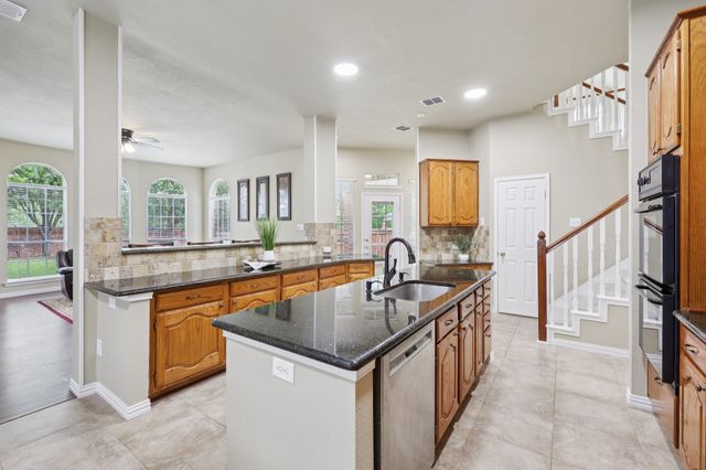 621 Tealwood Lane, Flower Mound, TX 75028