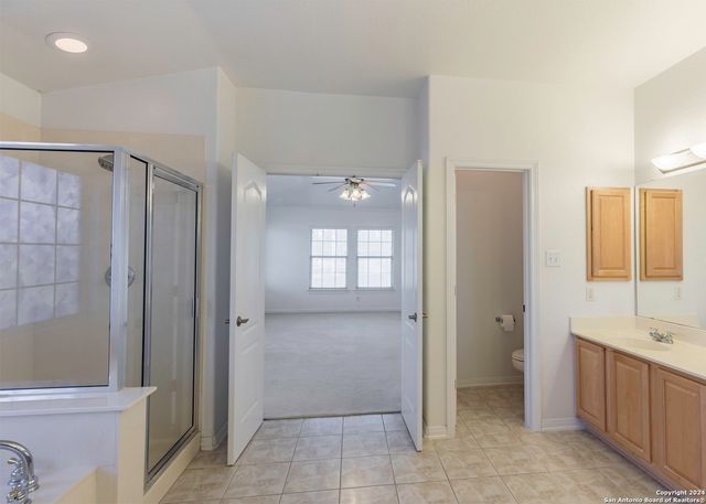 915 Classen Pass, San Antonio, TX 78258