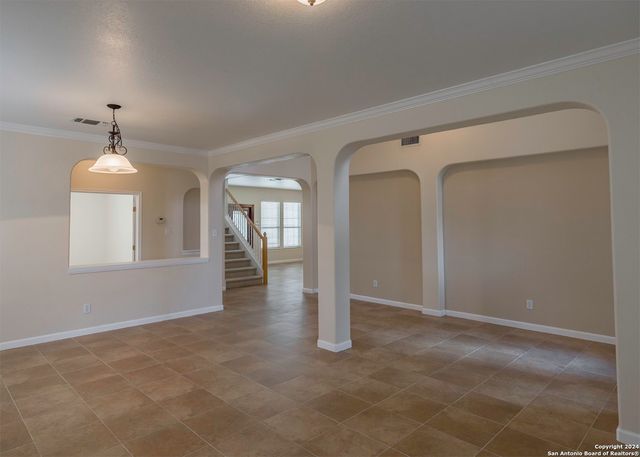 915 Classen Pass, San Antonio, TX 78258