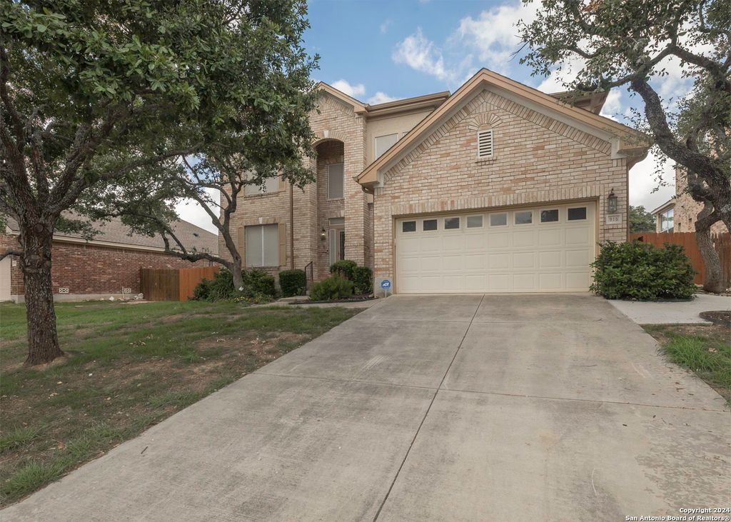 915 Classen Pass, San Antonio, TX 78258