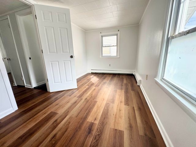 9005 DURHAM AVE, North Bergen, NJ 07047