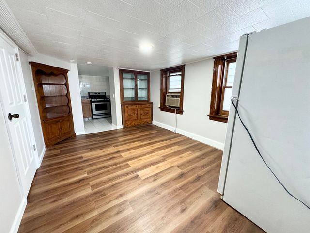 9005 DURHAM AVE, North Bergen, NJ 07047