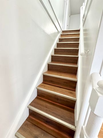 9005 DURHAM AVE, North Bergen, NJ 07047