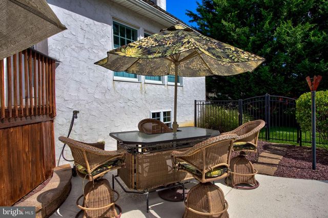 382 RUMFORD RD, Lititz, PA 17543