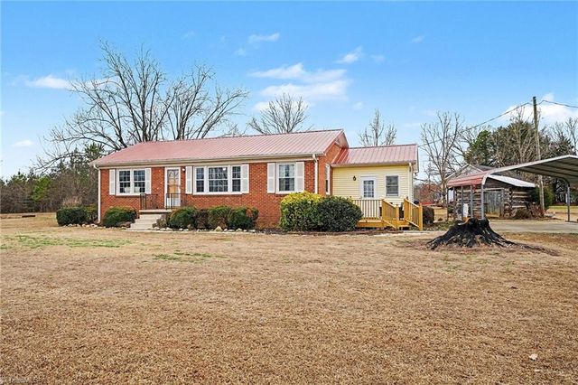 8309 Prince Edward Road, Stokesdale, NC 27357