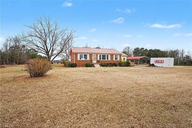 8309 Prince Edward Road, Stokesdale, NC 27357