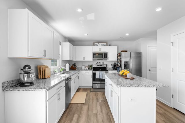 5350 Compass Way, Christiana, TN 37037