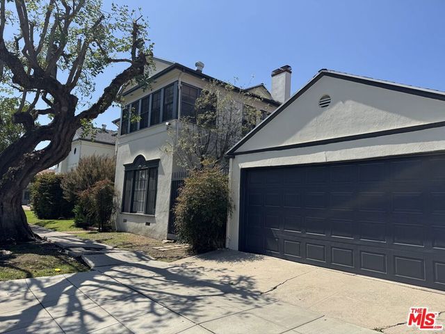 5717 W 2nd Street, Los Angeles, CA 90036