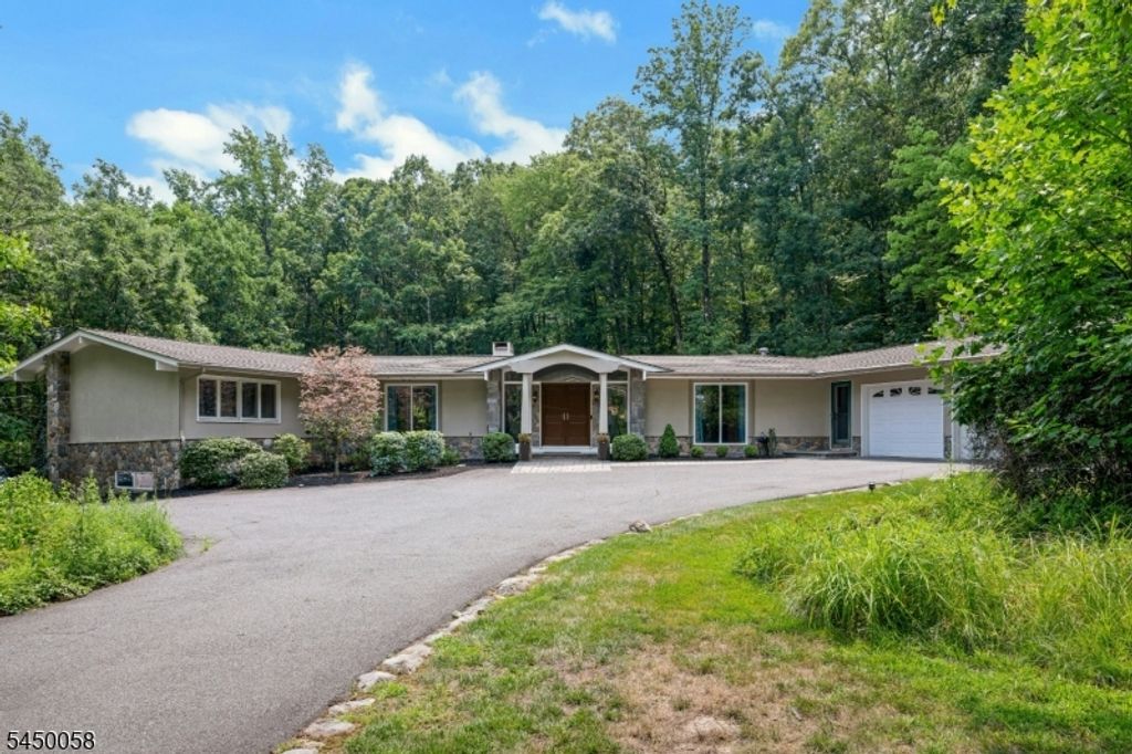 21 Decker Ln, Boonton Twp., NJ 07005 — exterior