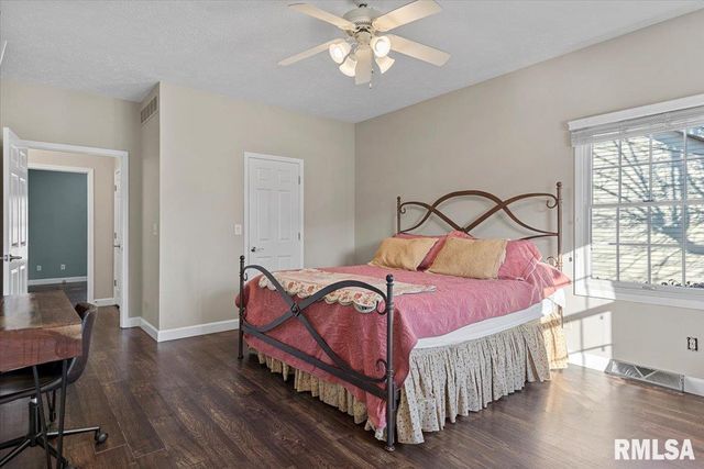 2716 Killarney Road, Springfield, IL 62711