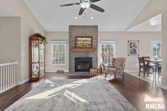 2716 Killarney Road, Springfield, IL 62711