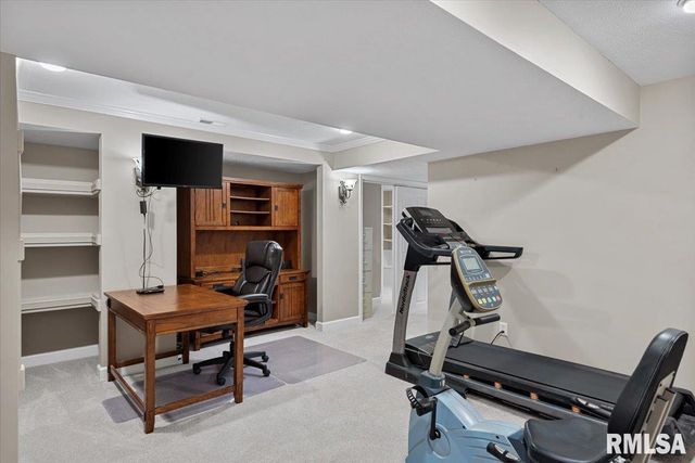 2716 Killarney Road, Springfield, IL 62711